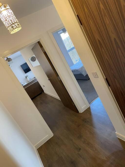 Spacious Apartment In The Heart Of Chelmsford Exterior photo